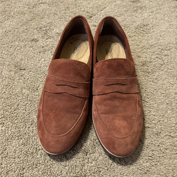 Clarks Women's Brown and Orange Loafers - Picture 1 of 4